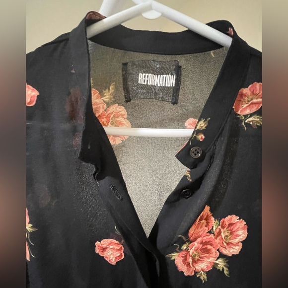 Reformation long sleeve sheer top - Picture 2 of 4